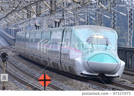 東北新幹線那須鹽原 JR 東日本系列 E5 U22 編隊（仙台）Hayabusa Hayate Yamabiko Nasuno 97325975