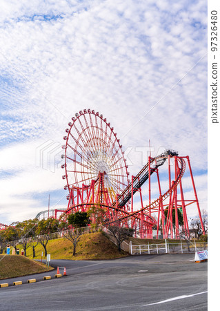遊樂園風景(擁有日本最大摩天輪的遊樂園)格陵蘭 遊樂園風景(擁有日本最大摩天輪的遊樂園)格陵蘭 97326480