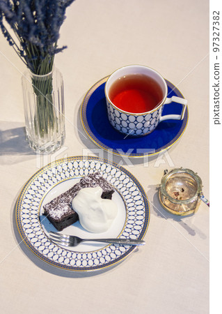 Teatime Gateau Chocolat 經典巧克力手工糖果糖果製作糖果情人節 Teatime Gateau Chocolat 經典巧克力手工糖果糖果製作糖果情人節 97327382