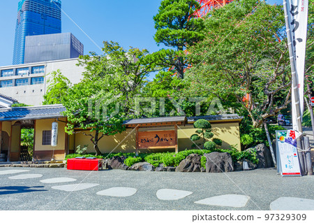 [Urban scenery of Tokyo] Urban scenery around Tokyo Tower 97329309