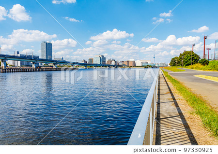 [Urban scenery of Tokyo] Urban scenery around Yumenoshima 97330925