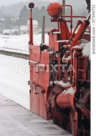 Yonesaka Line Echigo Shimonoseki JR East DD14-317 + DE10-1680 (Nagaoka) Tokusetsu 97344752