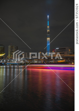 東京晴空塔的夜景 東京晴空塔的夜景 97353924