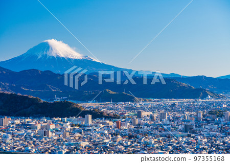 (Shizuoka Prefecture) Cityscape of Shizuoka Mt. Fuji in winter 97355168