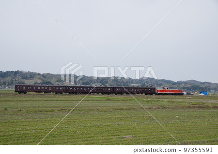 Aterazawa Line near Uzen Kanazawa side old passenger train Aterazawa Line near Uzen Kanazawa side old passenger train 97355591