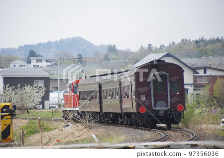 舊旅客列車阿寺澤線宇前高松站附近 97356036