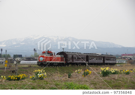 Aterazawa Line near Uzen Nagasaki Aterazawa Line near Uzen Nagasaki 97356848