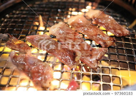 黑毛和牛烤肉(沙朗) 黑毛和牛烤肉(沙朗) 97360183