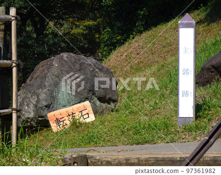 Komakiyama Castle Tumble Stone (Komaki City, Aichi Prefecture) October 2022 Komakiyama Castle Tumble Stone (Komaki City, Aichi Prefecture) October 2022 97361982