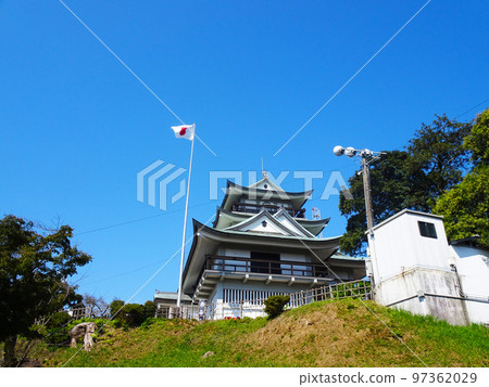 Komakiyama Castle Tenshu (Komaki City, Aichi Prefecture) October 2022 97362029