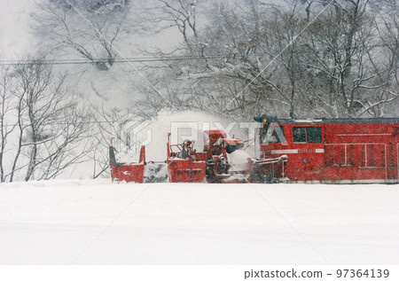 米坂線 Uzen Matsuoka - Isa Territory JR East DD14-317 + DE10-1680 (Nagaoka) Tokusetsu 97364139