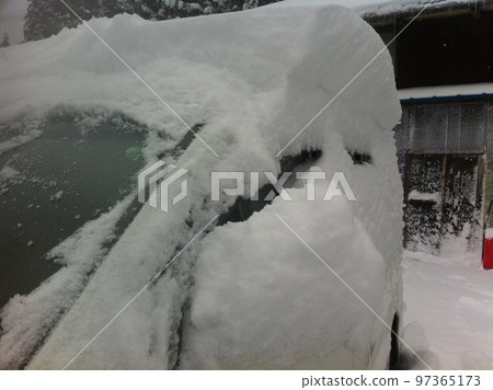 汽車降雪結冰 97365173