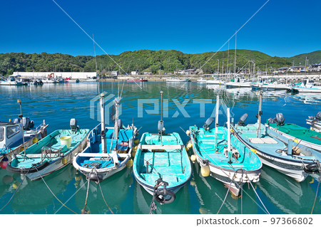 [Arita Fishing Port] Arita, Kushimoto Town, Higashimuro District, Wakayama Prefecture 97366802