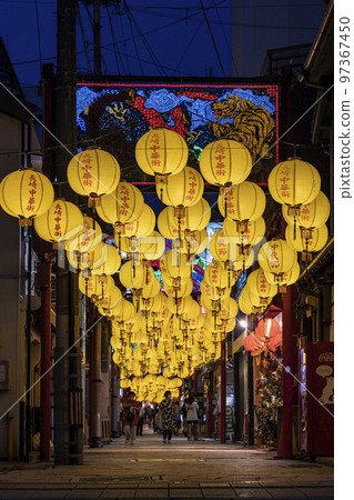 Mid-Autumn Festival in Nagasaki Shinchi Chinatown 97367450