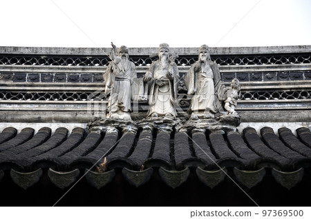 Shishibayashi Statue at the entrance 97369500