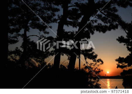 Sunset from Wakasu 97371418