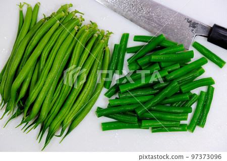 生的和半熟的芸豆 生的和半熟的芸豆 97373096