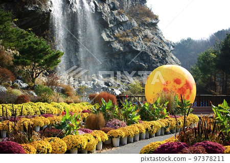 秋景、祭典、巔峰之地 97378211