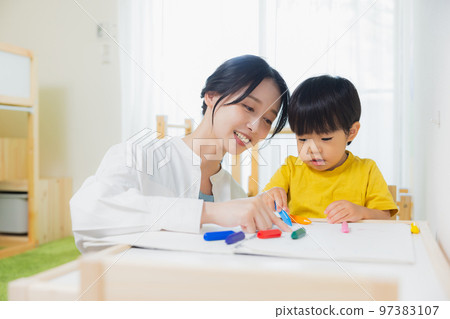 孩子和母親繪圖 97383107