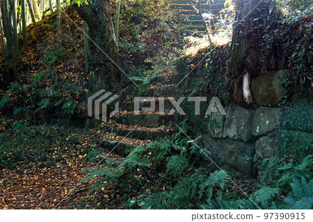 茨城縣笠間市笠間城 Zoku Japan 100 Great Castle Stone Wall 97390915