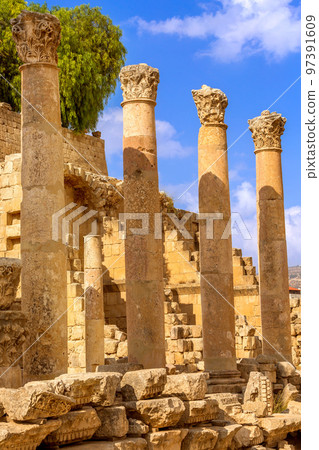 Jerash, Jordan Cardo maximus, Gerasa of Antiquity Jerash, Jordan Cardo maximus, Gerasa of Antiquity 97391609