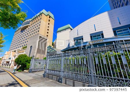 Chiba City, Chiba Prefecture, Mihama Ward, Makuhari Shintoshin Cityscape, hotel along Messe Boulevard 97397445