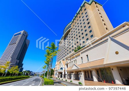 Chiba City, Chiba Prefecture, Mihama Ward, Makuhari Shintoshin Cityscape, hotel along Messe Boulevard 97397446