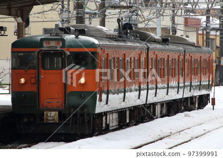 信越乾線115系列快要結束了（湘南色：快） 97399991