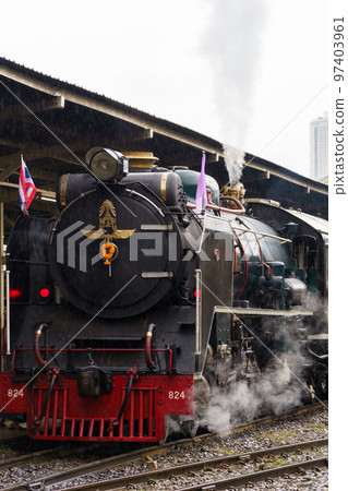 Thai State Railways steam locomotive Pacific 824 stopping at Hua Lamphong Station (Commemorating the birth of Queen Suthida on June 3) 97403961