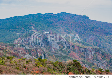Autumn leaves of Shodoshima Kokasei 97404704