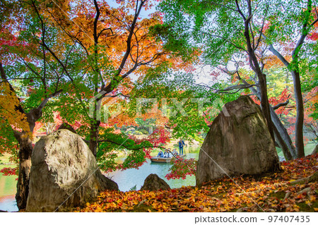 栗林公園的紅葉最好 栗林公園的紅葉最好 97407435