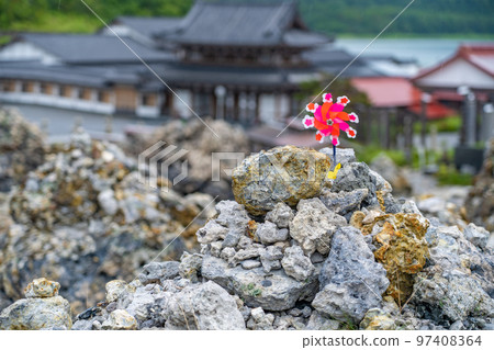聖地恐山恐山菩提寺風車（青森縣陸奧市） 97408364