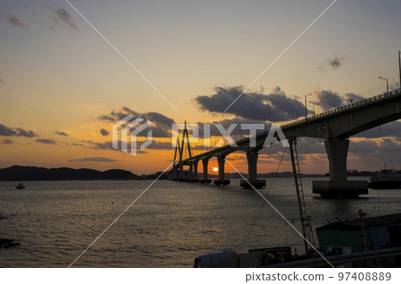 香化島七山大橋日落美景 97408889