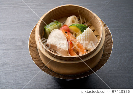 日本料理，蒸籠 97410526