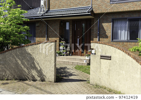 住房入口處 97412419