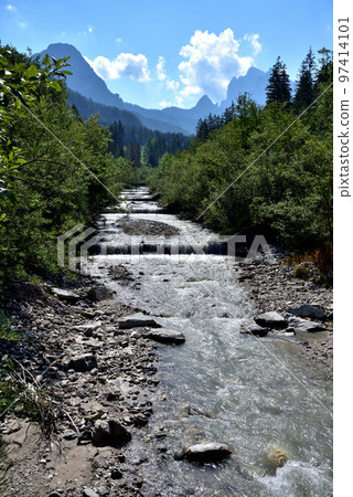 Valley waters Valley waters 97414101