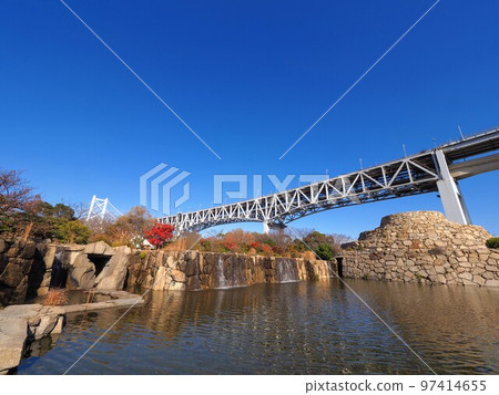 Seto Ohashi Memorial Park Kuguri Waterfall [Sakaide City, Kagawa Prefecture] 97414655