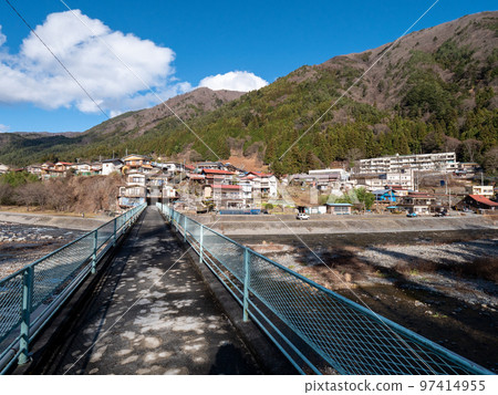山川流淌的村落 山梨縣玉波山村 山川流淌的村落 山梨縣玉波山村 97414955