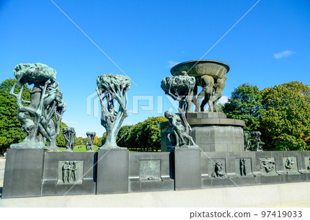 挪威首都奧斯陸維格蘭雕塑公園美景 挪威首都奧斯陸維格蘭雕塑公園美景 97419033