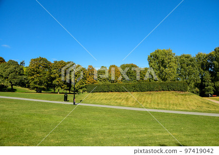 挪威首都奧斯陸維格蘭雕塑公園美景 97419042
