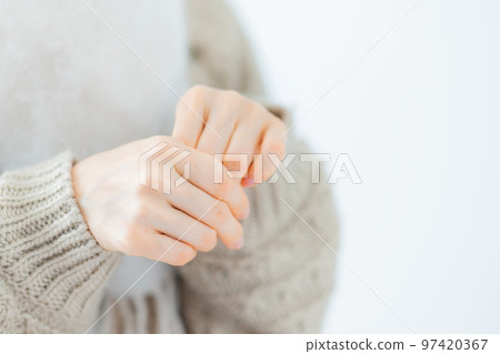 Female winter skin care 97420367