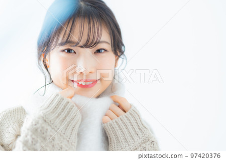 Female winter skin care 97420376