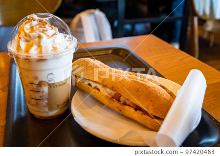 Chic lunch at a cafe Chic lunch at a cafe 97420463