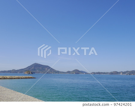 從愛媛縣松山市高浜地區看到的伊予小富士(五五島) 從愛媛縣松山市高浜地區看到的伊予小富士(五五島) 97424201