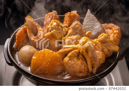 味噌關東煮（配雞翅） 97442032