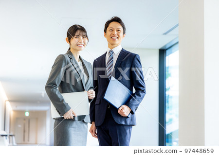 Business image of men and women Photography cooperation "LINK FOREST" 97448659