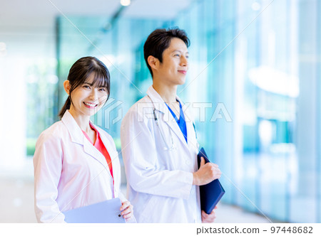 Doctor man and woman photography cooperation "LINK FOREST" 97448682