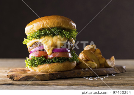 Hamburger  97450294