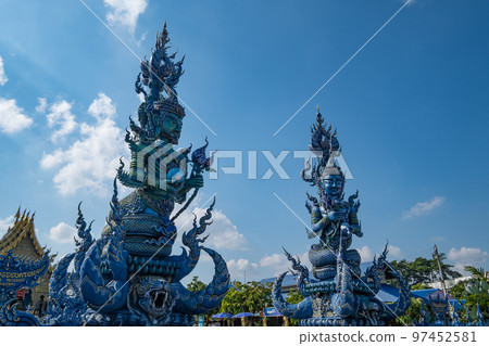 Wat Rong Sua Ten（藍廟）泰國清萊 97452581