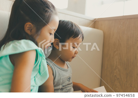 兄弟 兒童 孩子 97454658
